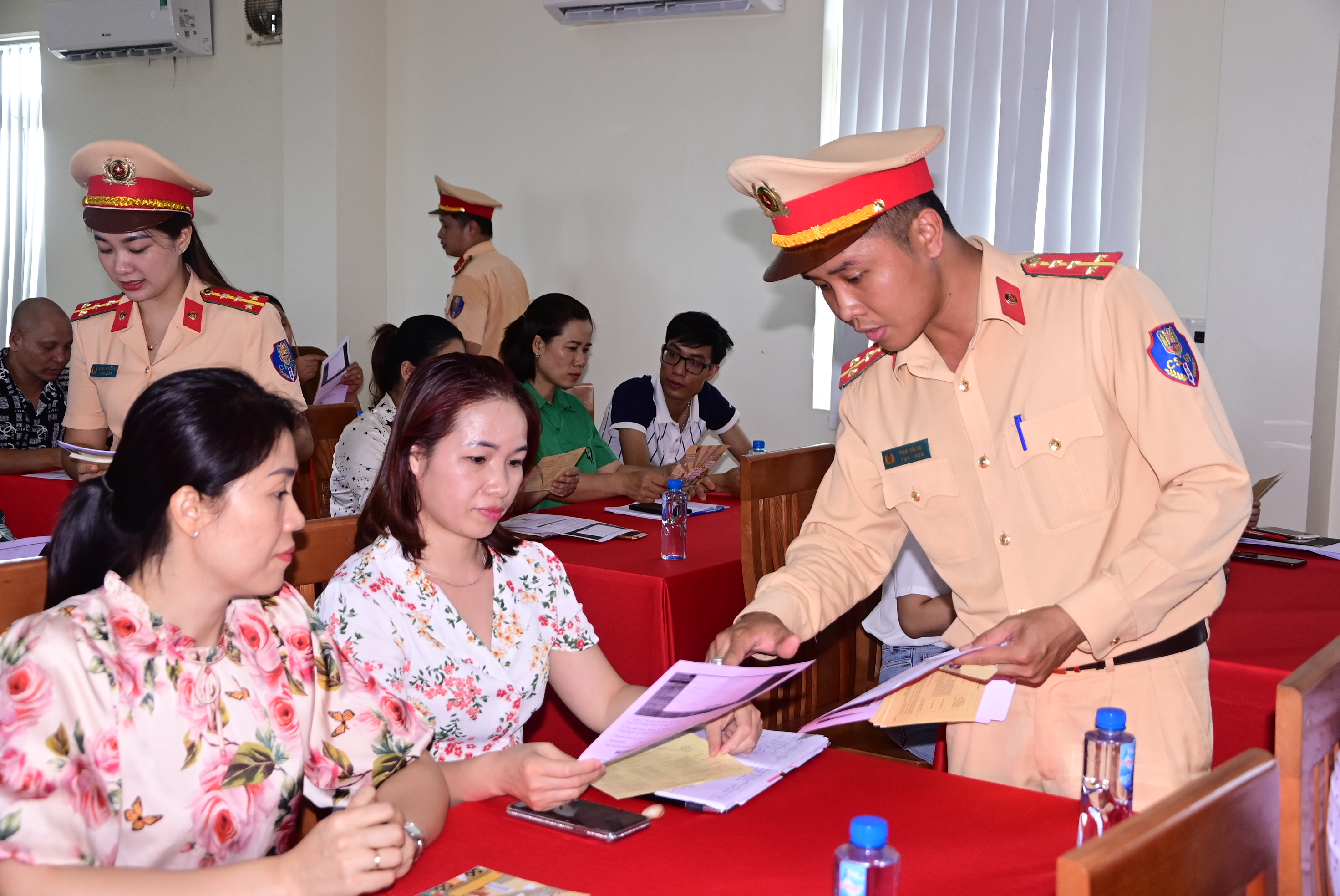 Lấy ý kiến đối với dự thảo Luật Trật tự, an toàn giao thông đường bộ
